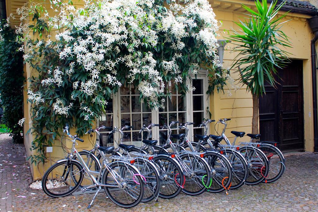 Hotel Greif, A Member Of Design Hotels Bozen Exterior foto